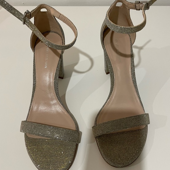 Stuart Weitzman Nearly Nude Sandals 9.5 Platinum NWOT - Picture 2 of 9